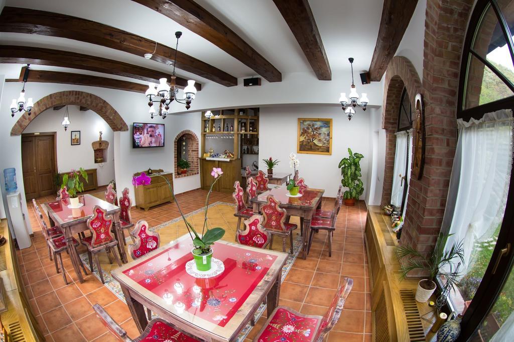 Casa Stefania Hotel Talmacel Exterior photo